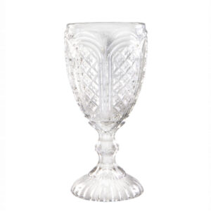 The Clear Vintage Glass, a clear crystal wine glass with an intricate diamond pattern and decorative stem, brings a touch of vintage charm to your Dawsonville event. Available through T3 Event Rentals, we ensure that your occasion is unforgettable with our stylish rental options.