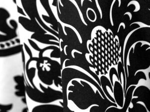 Black & White Alterio Damask Linens